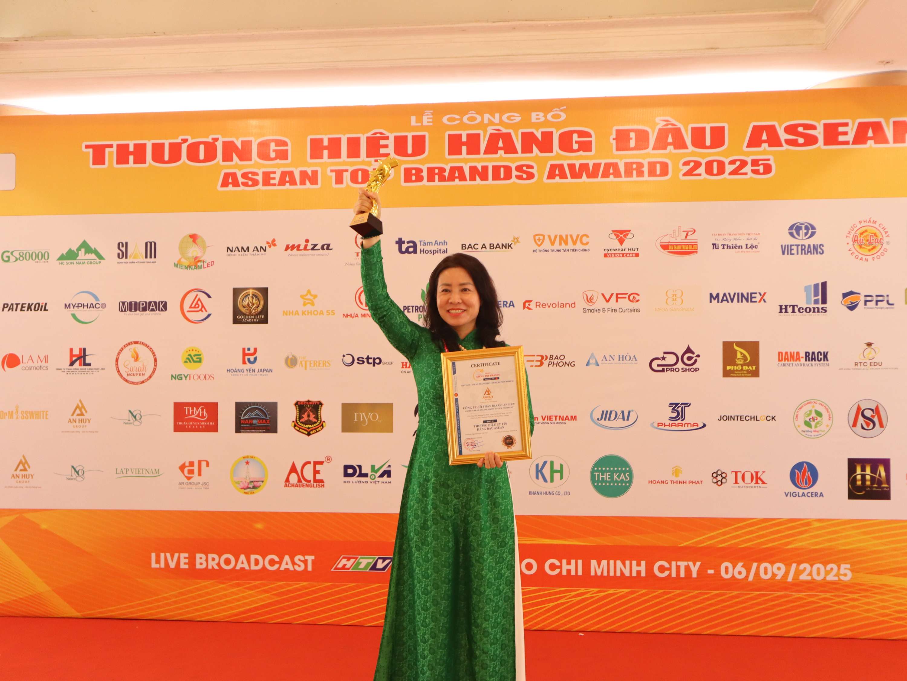 Bước tiến vững bền của An Huy Group với danh hiệu “Thương hiệu uy tín hàng đầu châu Á 2025”